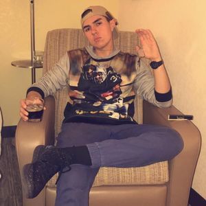 Meet your Posher, Fernando